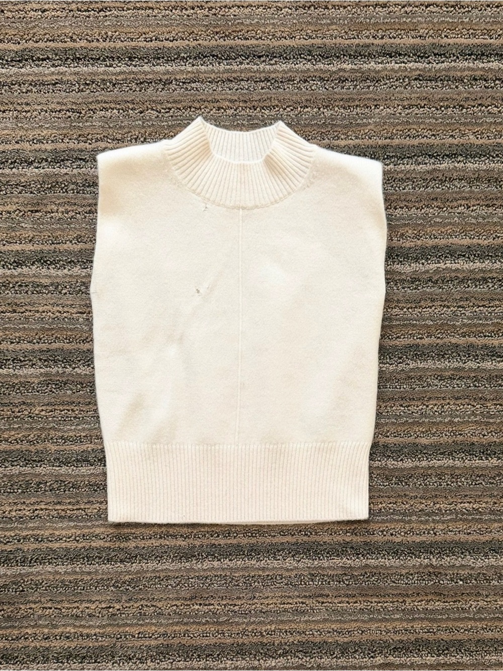 Banana Republic Cream Ribbed Cowl Neck Cashmere Sweater Vest Top